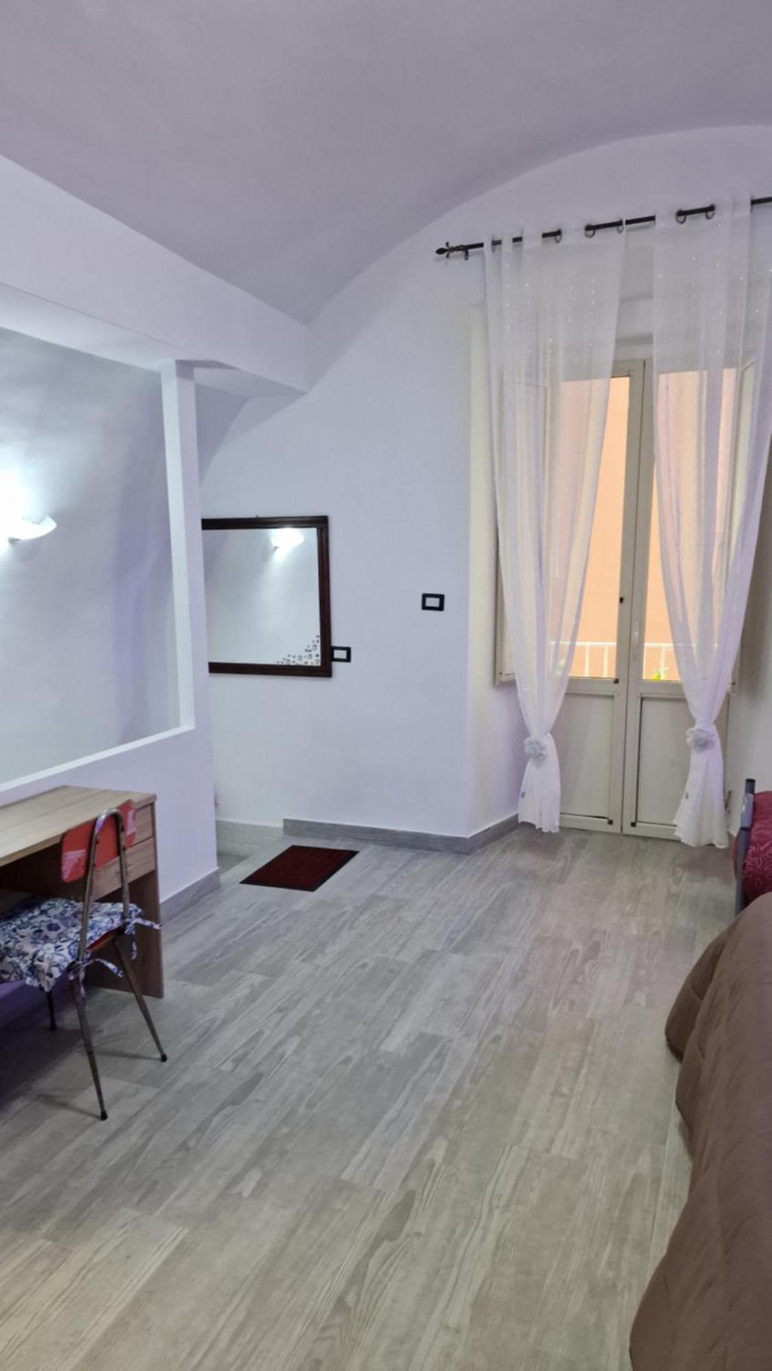 Appartamento Intero Casa Vacanze Espo ナポリ エクステリア 写真